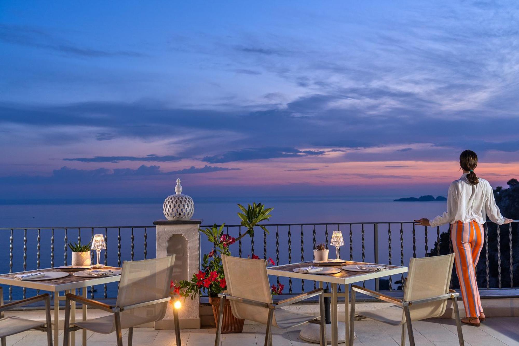 Hotel Punta Regina Positano Exterior foto